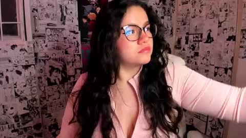 mei mei uwu online show from March 7, 4:56 am