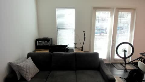 DJ Azra online show from December 14, 3:47 pm