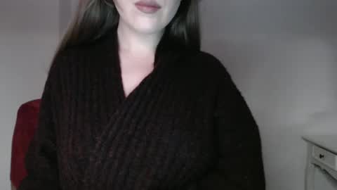 Pola online show from December 3, 10:34 pm