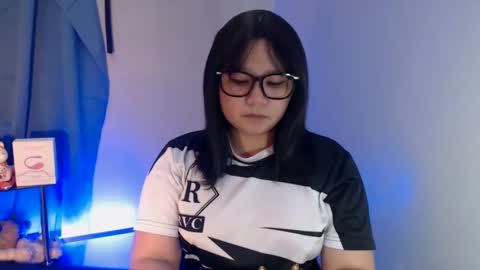 Cherryl online show from December 5, 9:22 am