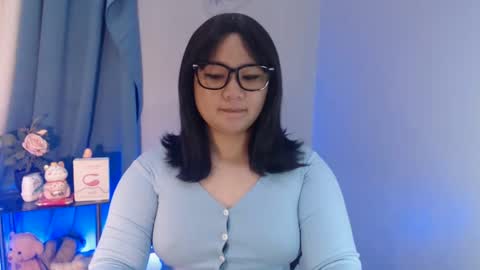 Cherryl online show from December 17, 2:33 am