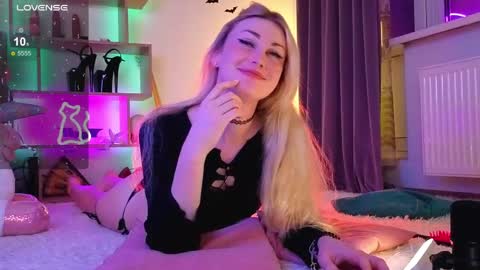  Dina  Help me reach 100 likes  online show from April 2, 9:33 pm