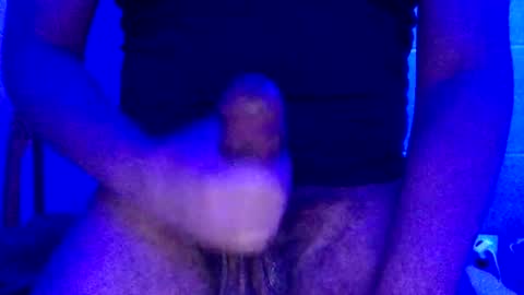 Inchesofhappiness7 online show from November 16, 3:03 pm