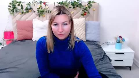 incredible_ariela online show from February 6, 10:30 am