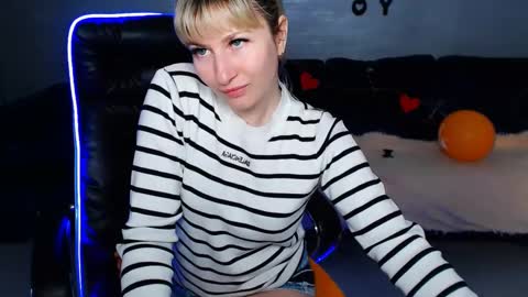 incredible_ariela online show from March 7, 1:40 pm