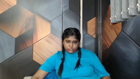 Melz online show from October 7, 7:15 am