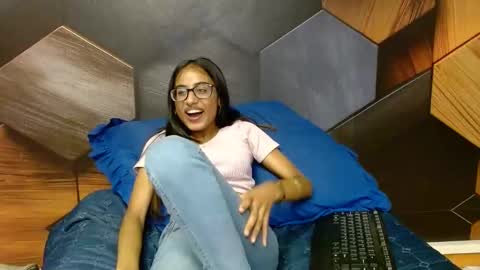 Armani online show from January 17, 10:55 am