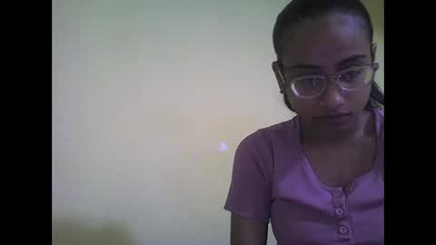 Armani online show from November 10, 10:40 am