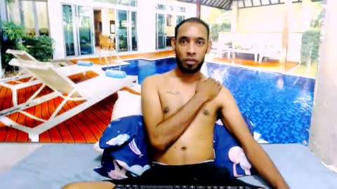 Snapshot of indianmagicmike69 chatting on October 23, 7:21 am indianmagicmike69 online show from October 23, 7:21 am