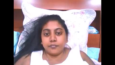 indianruby21 online show from March 8, 3:49 pm