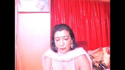 indiansarika65 online show from May 17, 5:11 pm