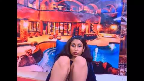 indiansexybutt4u2luv online show from March 28, 8:49 am