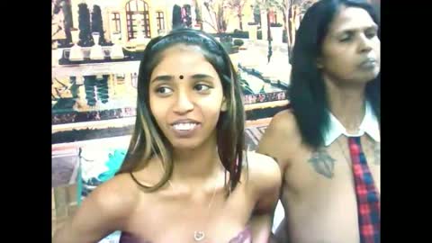 Snapshot of indiansexyslender4u2luv chatting on October 22, 5:54 am indiansexyslender4u2luv online show from October 22, 5:54 am