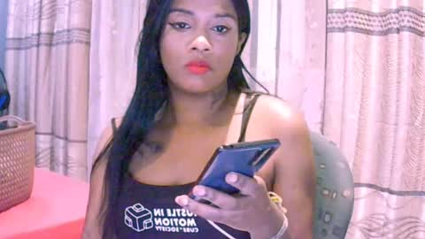 indiansexyy21 online show from April 11, 6:23 pm