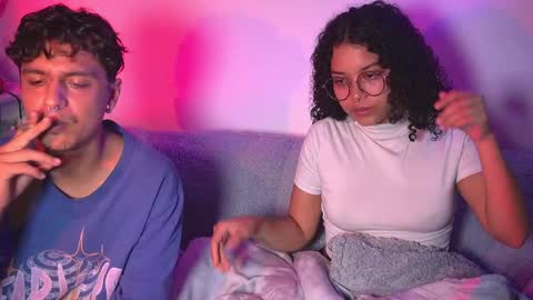 Indicasatan online show from December 19, 1:39 am