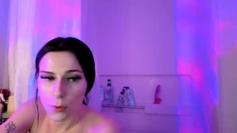 Indigo Bay online show from December 2, 3:16 am