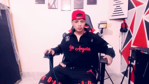 matias online show from December 16, 4:19 am