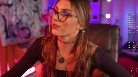 Snapshot of informal_ chatting on March 2, 10:59 pm MAL ---  online show from March 2, 10:59 pm