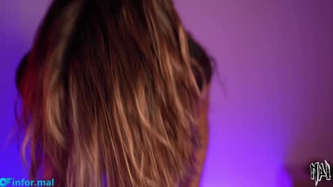 Snapshot of informal_ chatting on September 26, 9:12 pm MAL ---  online show from September 26, 9:12 pm