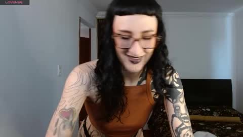 Valerie online show from April 16, 3:01 pm