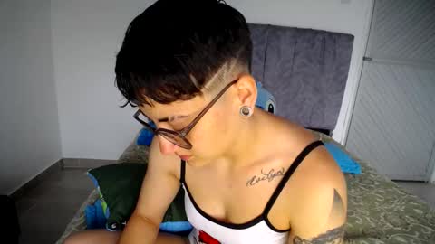 lyan onlyfans n linda online show from February 13, 8:23 pm