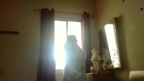 inna46_ online show from December 22, 11:50 am