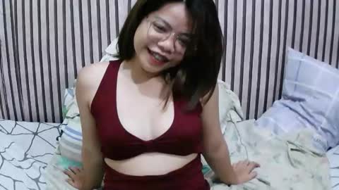 Snapshot of innocent_keyla chatting on October 22, 1:20 am innocent_keyla online show from October 22, 1:20 am