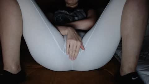 Snapshot of inocentekitty chatting on January 24, 8:11 pm Alessia online show from January 24, 8:11 pm