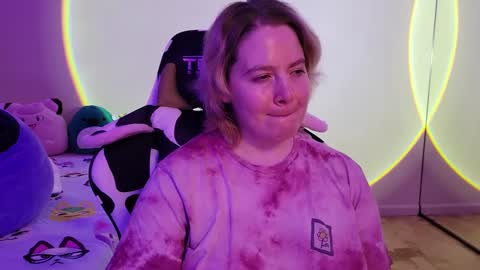 Faye online show from February 19, 7:39 am