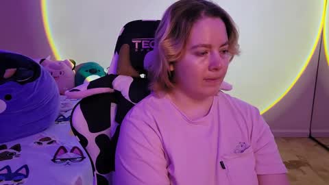 Faye online show from February 27, 7:19 am