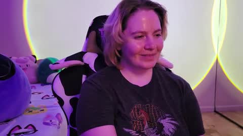 Faye online show from February 14, 10:17 am