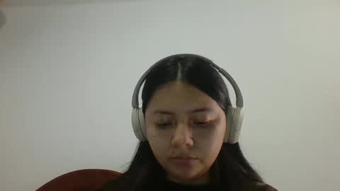 Iris 3 online show from November 5, 10:01 pm