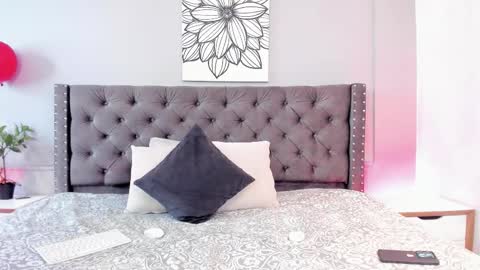 Iris Rosse online show from October 8, 4:02 pm