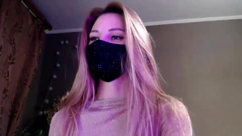 Lily online show from March 24, 5:52 pm