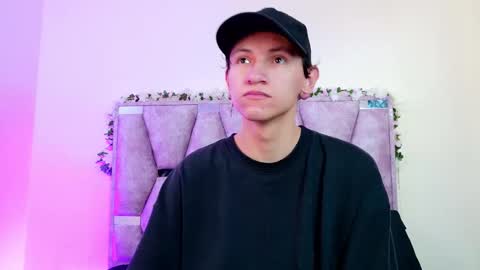 Iris online show from March 18, 5:52 pm