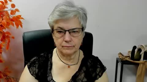 I R I S online show from September 29, 6:12 am