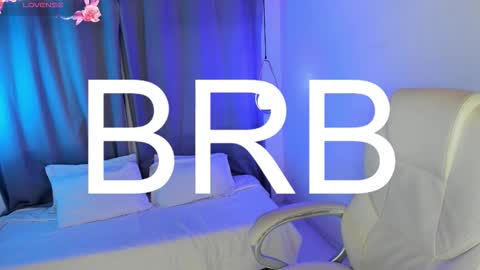 irisbeel online show from March 18, 3:56 am