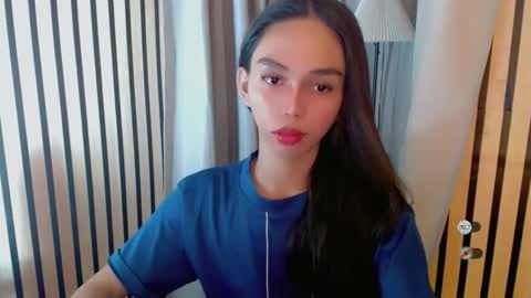 IRISH AND TRIXIE online show from April 5, 3:36 am