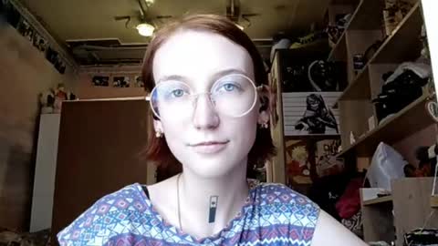 Iris online show from June 9, 11:10 am