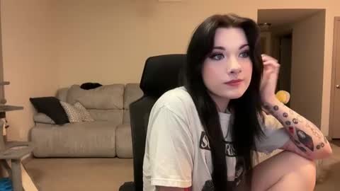 irissweets online show from March 10, 12:39 am