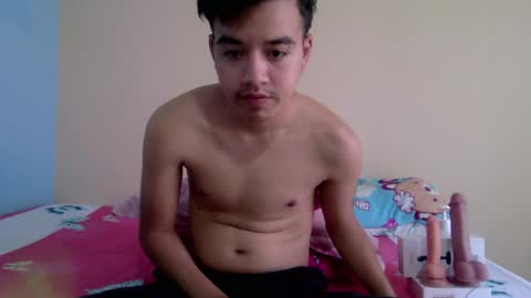 irondante01 online show from April 1, 12:28 pm