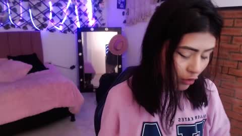 isabela online show from September 10, 3:18 am