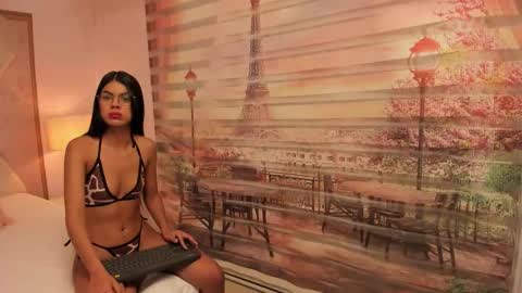    online show from October 7, 10:11 am