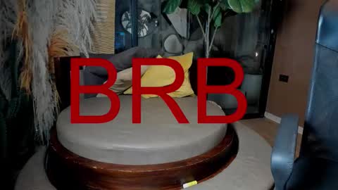 isaac_grimm online show from February 14, 4:04 am