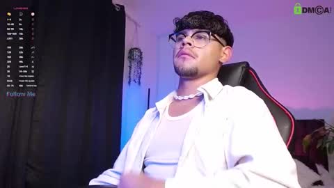 Isaac Saenz. online show from September 12, 1:07 am