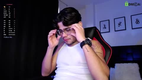 Isaac Saenz. online show from February 27, 10:57 pm