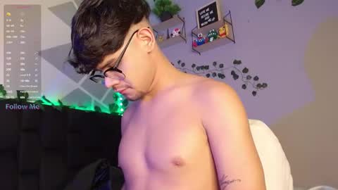 Isaac Saenz. online show from December 6, 1:35 am