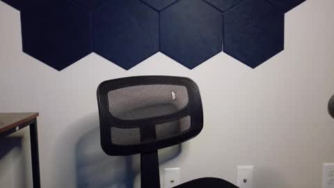 isaac online show from March 23, 10:20 am