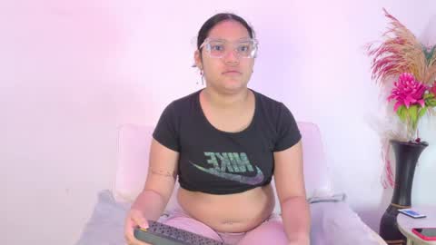 Isabella online show from April 14, 2:59 am