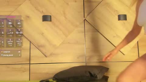  Isabela  online show from October 7, 9:11 pm